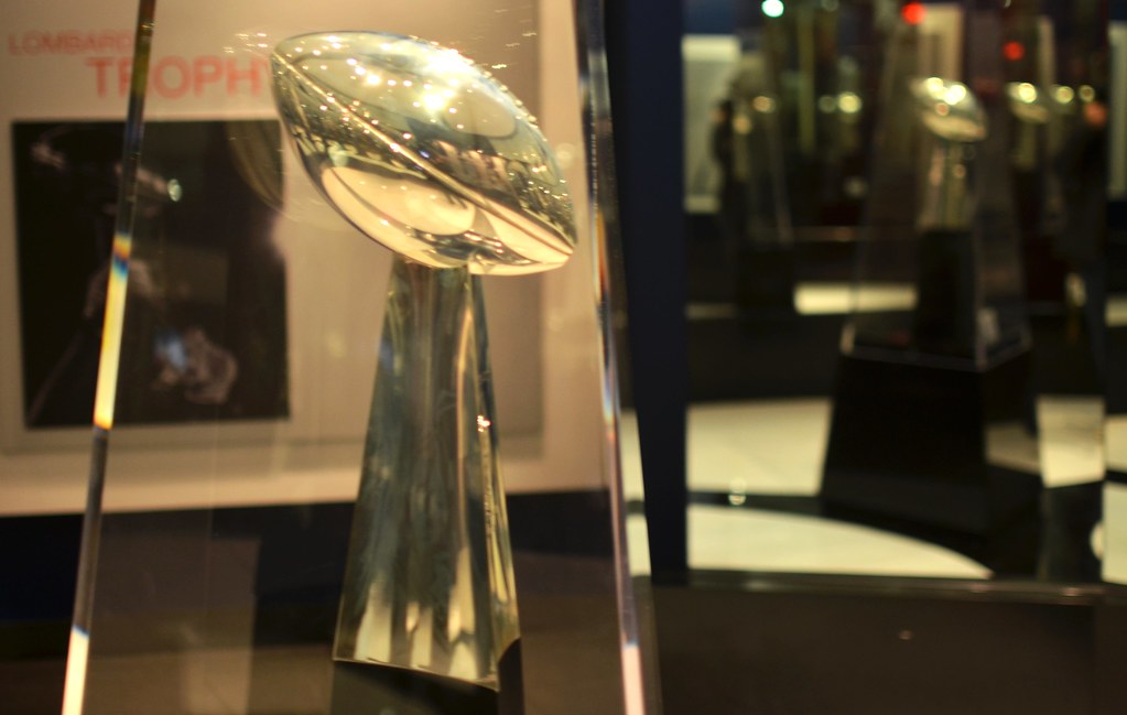 Super Bowl LVI picks: Will Los Angeles Rams or Cincinnati Bengals win  Lombardi Trophy?