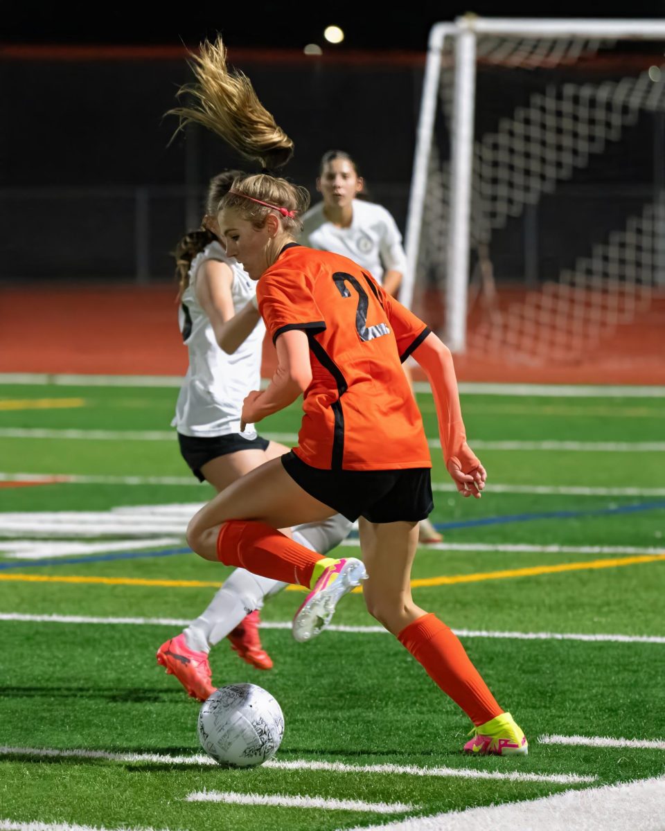 Junior Maddy Feick dribbles around an Alameda player during the Grizzlies’ 3-1 victory on Dec. 20. The Grizzlies are 7-7-4 overall, including 3-4-2 in EBAL play.